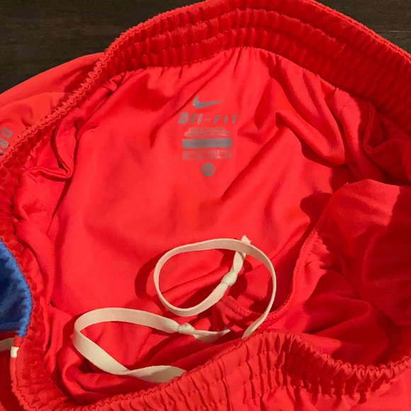 Nike Dri-Fit shorts - Picture 2 of 2